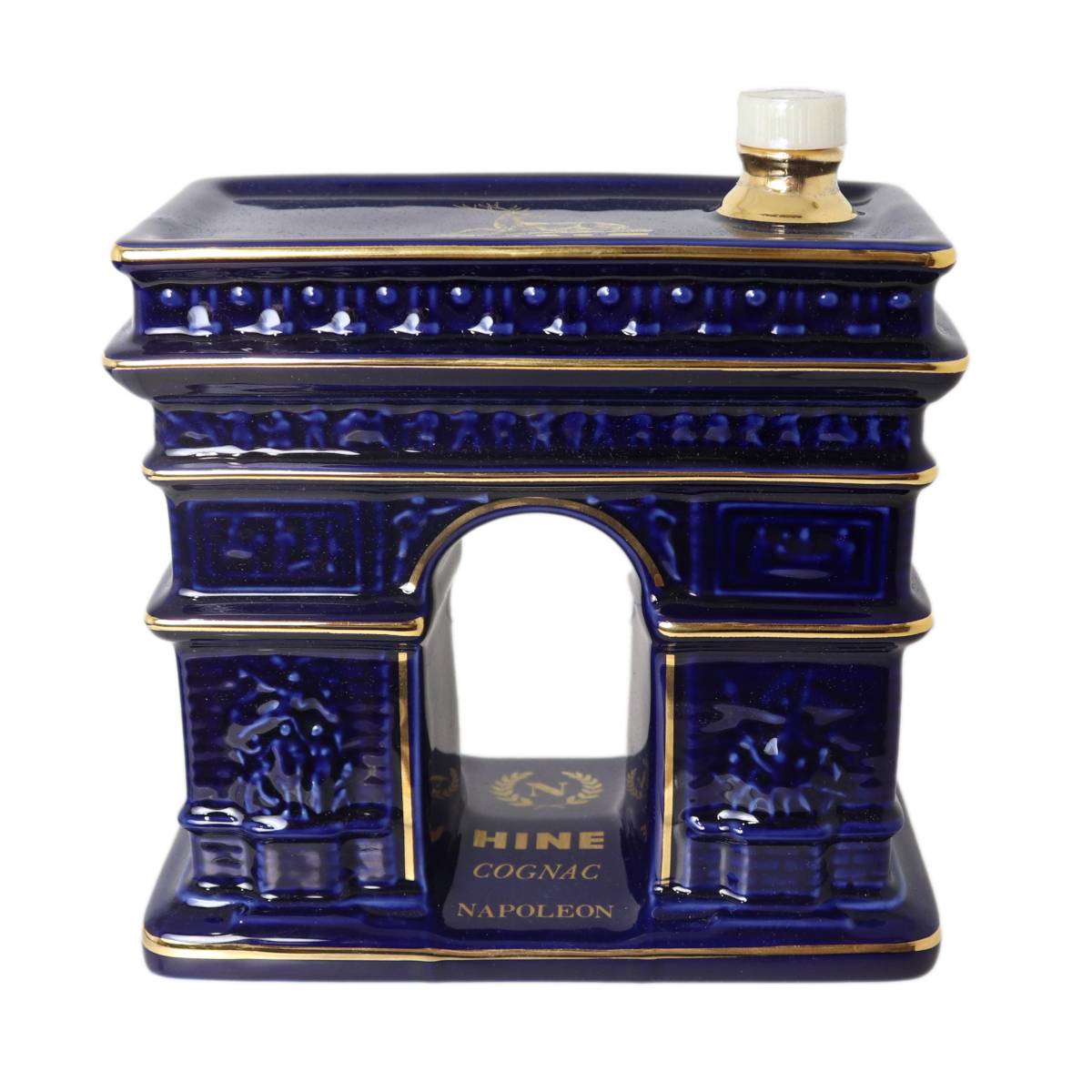 ブランドショップ リバースの【中古】 古酒 ブランデー コニャック HINE NAPOLEON ハイン ナポレオン 凱旋門 陶器ボトル 青 重量1541g 700ml アルコール度数40％ NT 箱あり・替え栓あり｜アングル2