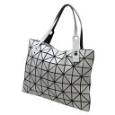 【中古】 issey miyake / イッセイミアケ baobao トートバッグ ホワイト、ブラック NO Bランク
