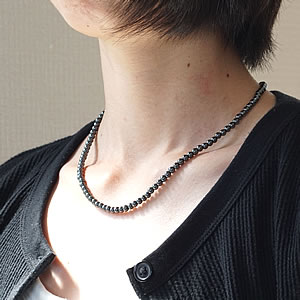 ヘマタイト 磁気ネックレス 4mm ヘマタイト 天然石 パワーストーン 肩こりに 磁気 ネックレス 赤鉄鉱 男女兼用 磁気入りネックレス 健康アクセサリー 磁気アクセサリー