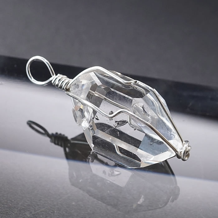 【一点物】【希少】【ハイクオリティー】ハーキマーダイヤモンド 原石ワイヤーワーク ペンダントトップ  ...