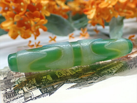 【チベット天珠】 四線虎牙天珠 緑 【一点物】