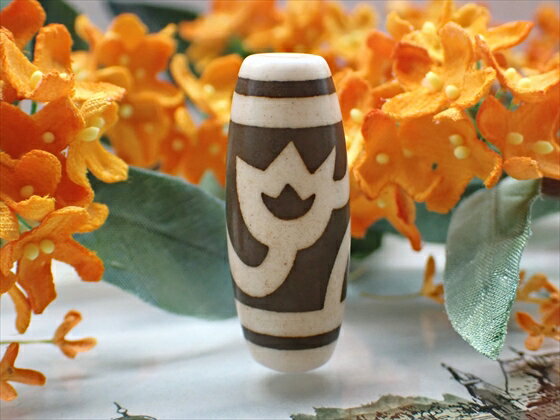 【チベット天珠】 水蓮花天珠・白 【一点物】