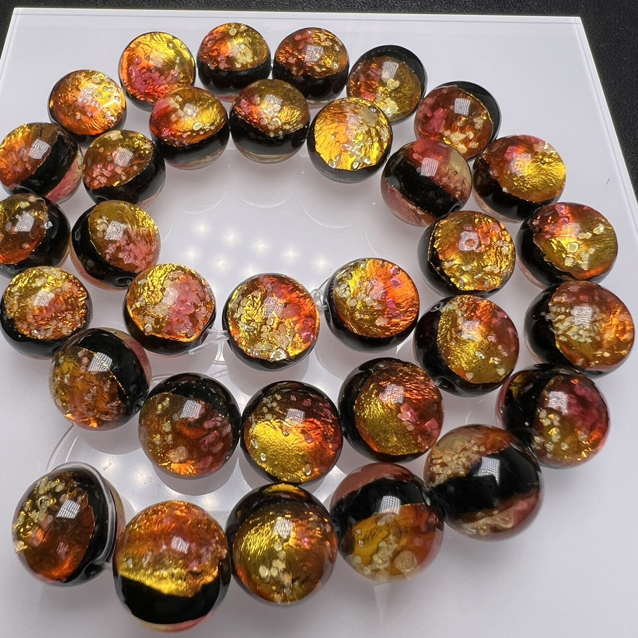 ミヤコマリンサンセット ホタルガラス 14mm 連売り 28粒 とんぼ玉 蓄光 夜光タイプ 送料無料