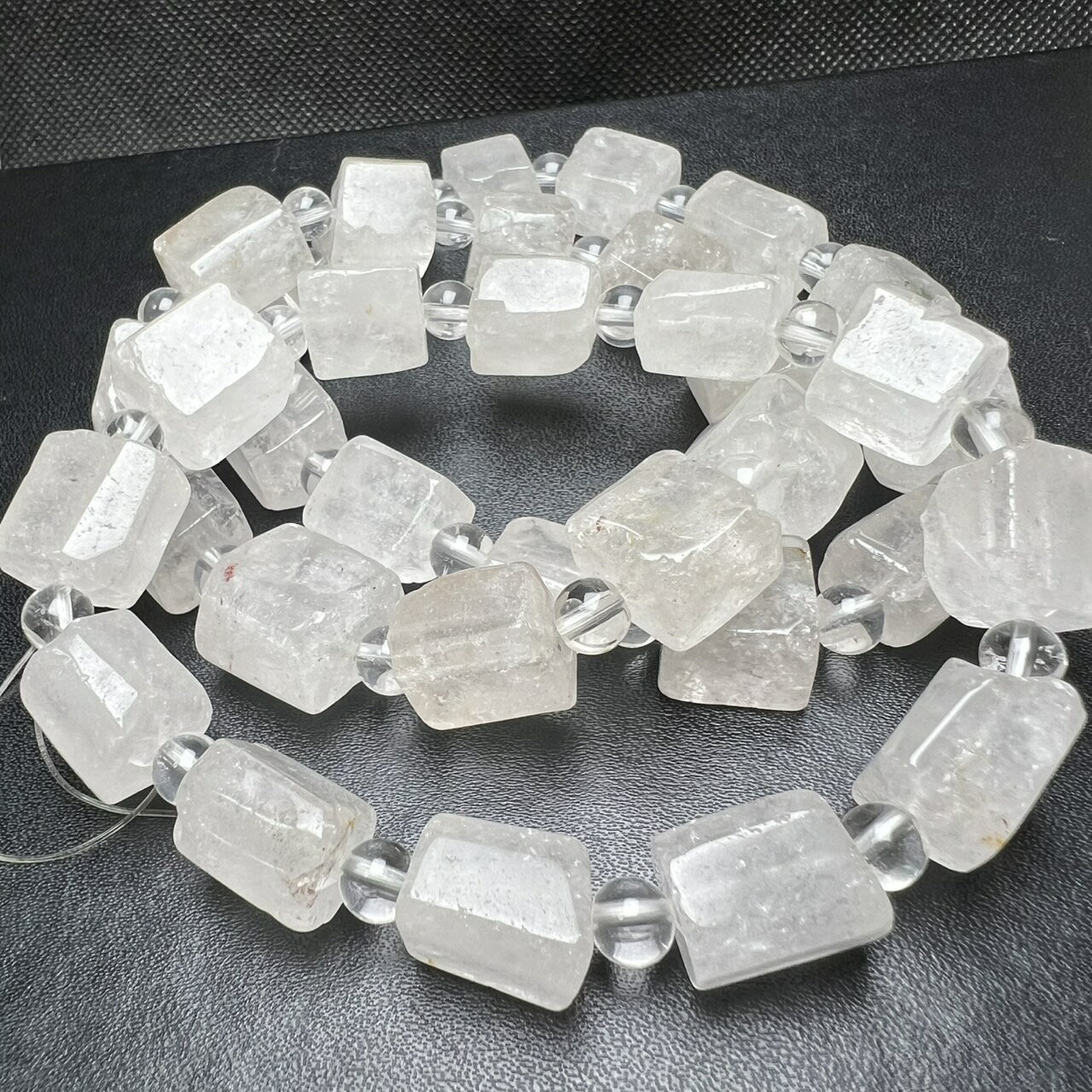 天然水晶 大粒 タンブル型 10mm-13mm ブレスレット1本 送料無料