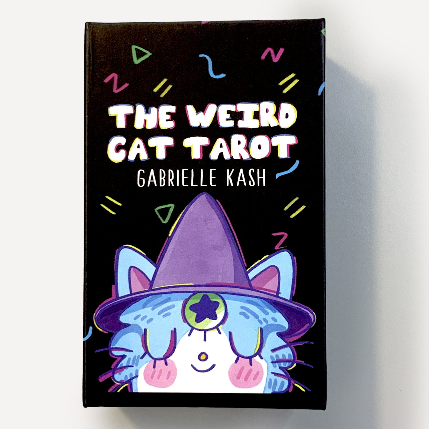ニューヨークで活躍中のイラストレーター 在庫あり ストップモーションアニメーターのガブリエル カッシュの ザ ウィアードキャット タロット タロットカード ウィアード 正規品 Weird Cat 送料込み Tarot The 日本語小冊子 キャット