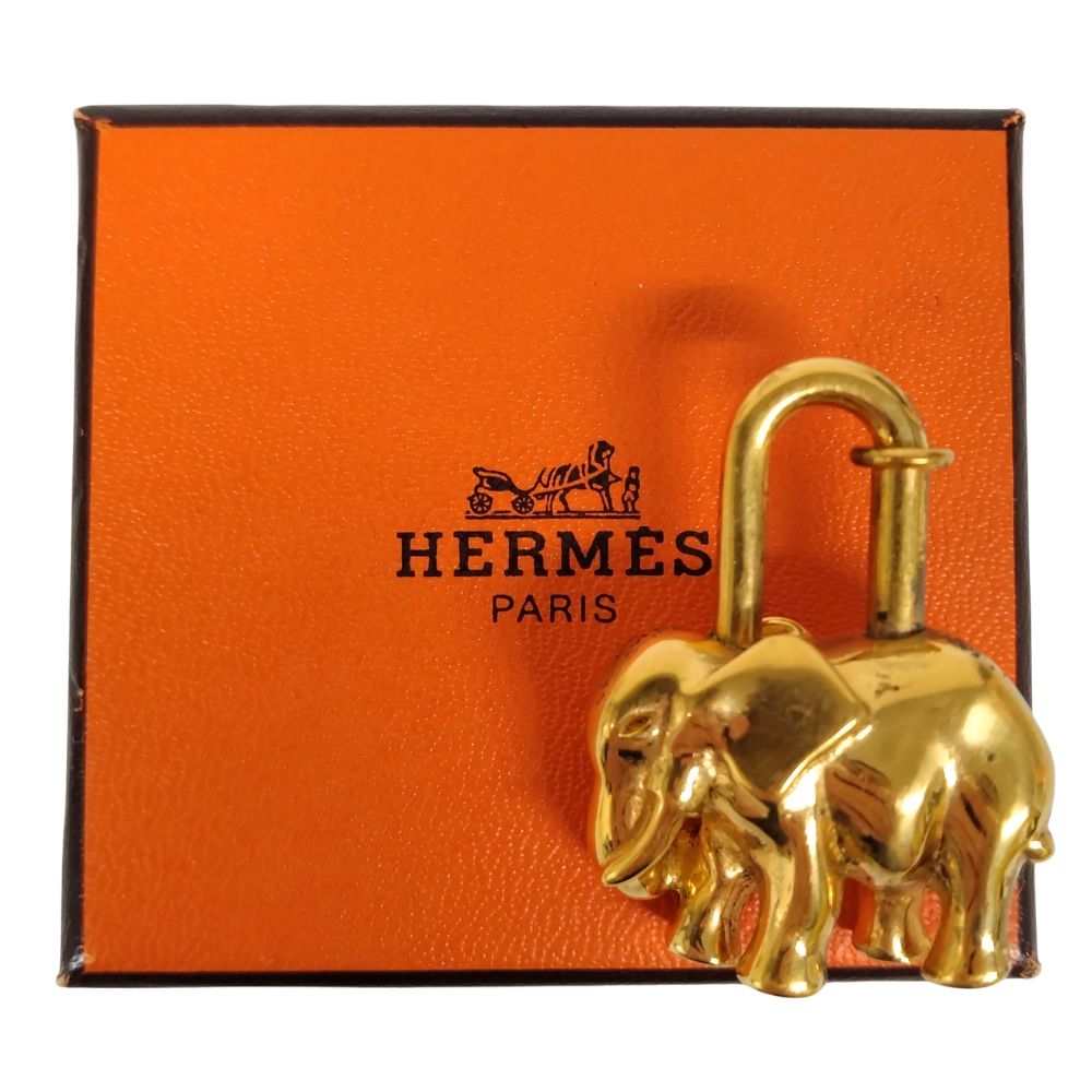 HERMESカデナチャーム象GP 楽天市場】エルメス カデナ エレファント ゴールドの通販