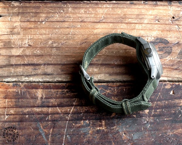 STONEWALL 1940s キャンバス ストラップ TYPE-B カテゴリ : NATOベルト ナトー アンティーク ビンテージ コットン 綿 ミリタリー 軍用時計 アメリカ軍 米軍 第2次世界大戦 WW2 セージグリーン オリーブドラブ グレー 対応 : 13mm 14mm 15mm 16mm 17mm 18mm 19mm 20mm