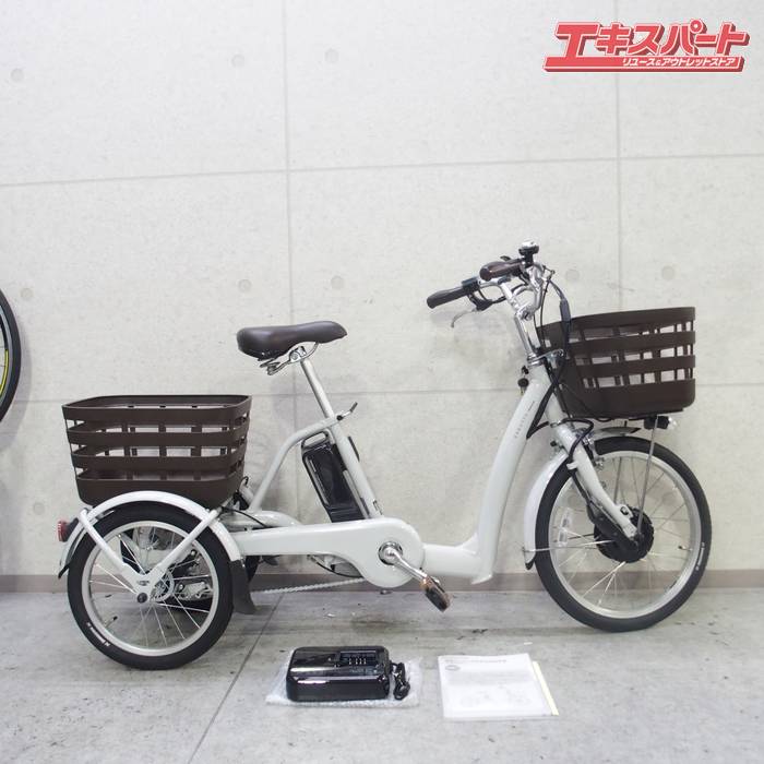 BRIDGESTONE RAKUTTO WAGON RW0B45 2025 ブリヂストン ラクット ワゴン 電動アシスト自転車 三輪車 戸..