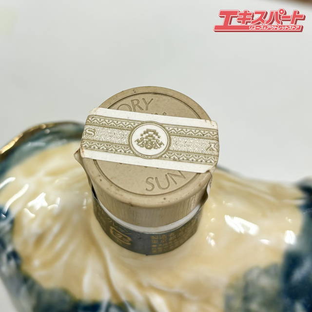 【神奈川県/群馬県/埼玉県限定発送】 サントリーローヤル 陶器 干支ボトル 午年 1400g 湘南台店【中古】