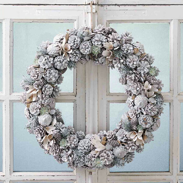 おしゃれなホワイト系!大人なクリスマスリースのおすすめ おしゃれなホワイト系!大人なクリスマスリースのおすすめ