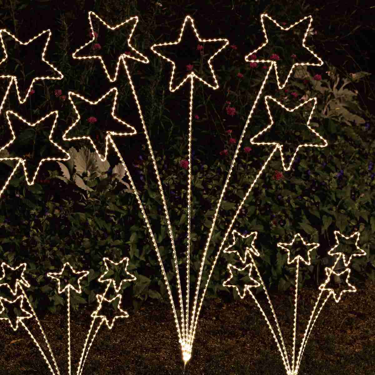 【5%OFFクーポン有り！ブラックフライデー期間中♪】LEDノルディックスターライト 大 1台送料無料 イルミネーション ライト 家 屋外 装飾 星 玄関 電飾 飾り クリスマス