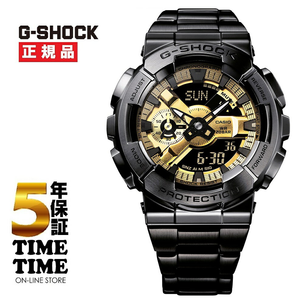 1983年の発売以来、究極の強さを求めて進化を続けるタフネスウオッチG-SHOCK。そのアイコニックなスタイルで人気モデルのひとつであるビッグケースのアナログ・デジタルコンビネーション、「110シリーズ」のベゼルとバンドを金属素材にアップデートしたGM-110です。緻密な鍛造工程を経て、切断と研磨だけでなく、特殊な成形による金属製ベゼルを採用し、タフな構造はそのままに無骨で存在感のあるデザインに仕上げました。ケース素材には、高剛性を発揮するカーボン繊維入りファインレジンを使用し、新たにデザインされたメタルバンドで、幅広いストリートシーンにも対応できる仕様になっています。 駆動方式 クォーツ 素材 ケース：樹脂/ステンレス ガラス：無機ガラス バンド：ステンレス 防水 20気圧 サイズ ケース径：タテ51.9mm×ヨコ48.8mm ケース厚さ：16.9mm 重さ：168g 型番 GM-110BD-1A9JF その他 ・耐衝撃構造・耐磁時計（JIS1種）・ワールドタイム：世界48都市（31タイムゾーン、サマータイム設定機能付き）＋ UTC（協定世界時）の時刻表示、ホームタイムの都市入替機能・ストップウオッチ（1/100秒、1000時間計、スプリット付き）・タイマー（セット単位：1分、最大セット：24時間、1秒単位で計測）・時刻アラーム5本（1本のみスヌーズ機能付き）・時報・フルオートカレンダー・12/24時間制表示切替・操作音ON/OFF 切替機能・LEDライト（オートライト、スーパーイルミネーター、残照機能、残照時間切替（1.5秒/3秒）付き）・電池寿命約3年 商品コード 4549526397653 メーカー希望小売価格はメーカーサイトに基づいて掲載しています