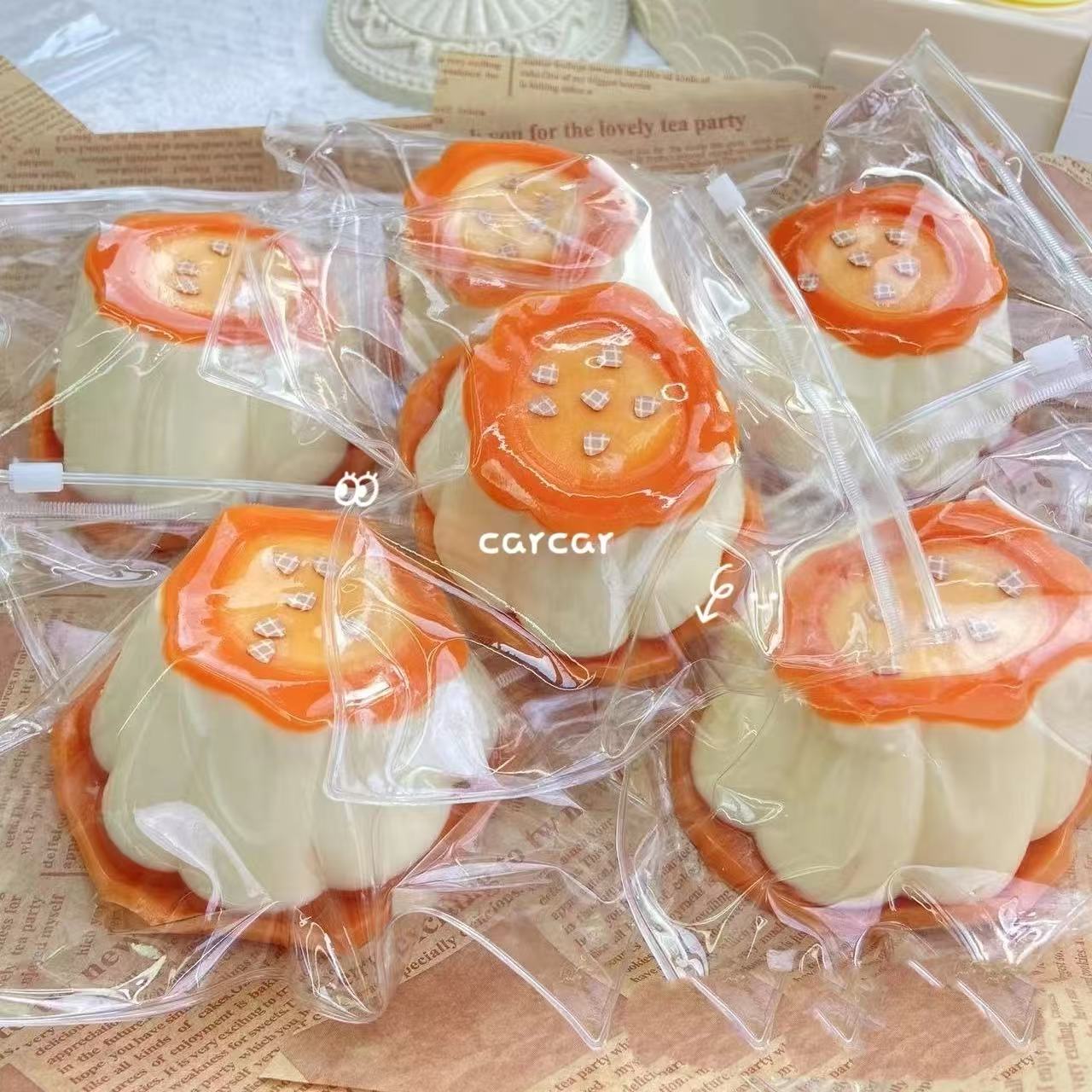 【送料無料】スクイーズ プリン 大サイズ 中サイズ 肉球 ネコ ねこ 低反発 おもちゃ かわいい 握る ストレス解消 もちもち おしゃれ オシャレ Y2K 握って遊ぶ パン そっくり ストレス発散