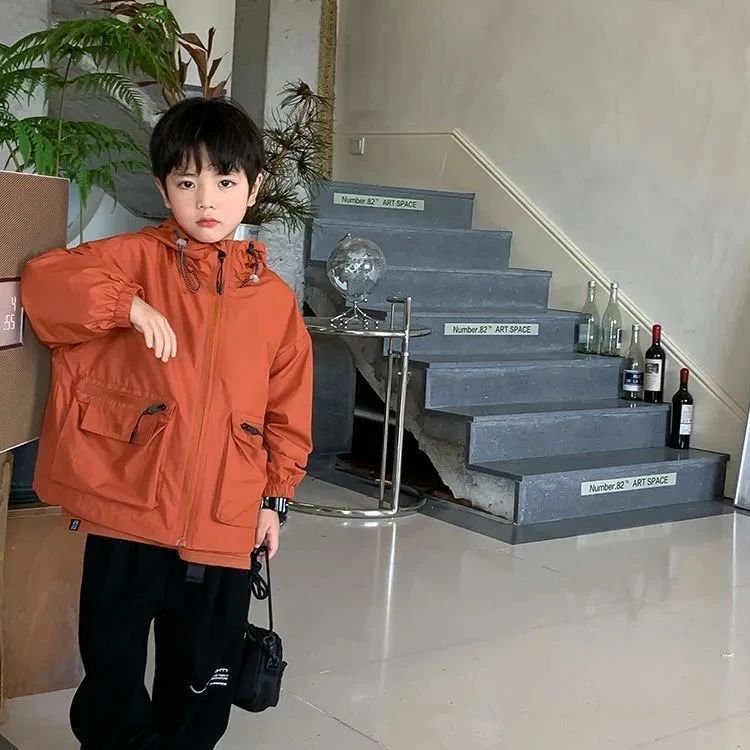 ジャンパー ブルゾン 長袖 フード付き ジャケット 男の子 パーカー ウィンドーブレ...