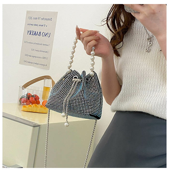 VANESSA BRUNO - バッグ 巾着 キラキラ 巾着バッグ 斜めがけ パール ラインストーン 手提げ 肩掛け