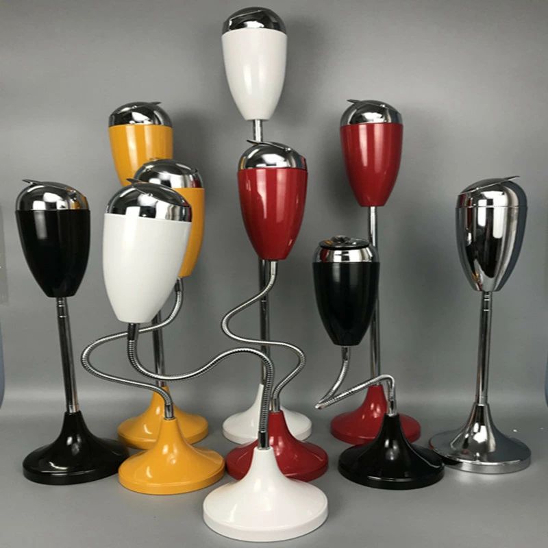 金属製のオフィス用カバー付き灰皿、エルボ式床置き灰皿、大型 フリップトップ式の蓋が付いた収納式フ..