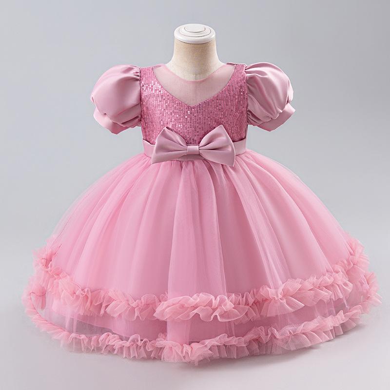 ・カテゴリ: 子供用ドレス・対象: 女児・スタイル: プリンセス・デザイン要素: キュート・加工: ギャザー・主な素材: ポリエステル65%・裏地素材: ポリエステル65%・カラー展開: ダスティピンク・サイズ展開: 80cm、90cm、1...