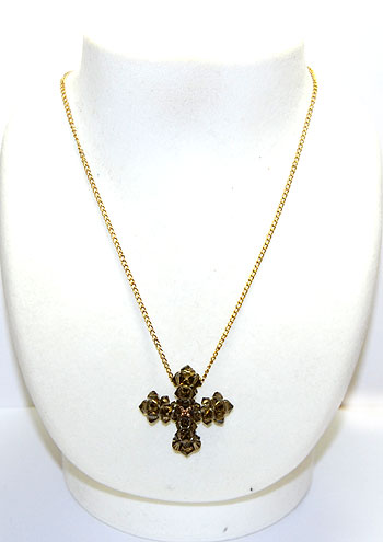 ビーズアクセサリー・大きなクロスのスワロフスキー・ネックレス（スモーキークォーツ）