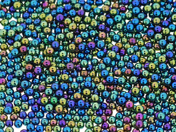 無穴ビーズ 約2mm メタリックグリーンブルーミックス ガラス製 大きさにはばらつき...