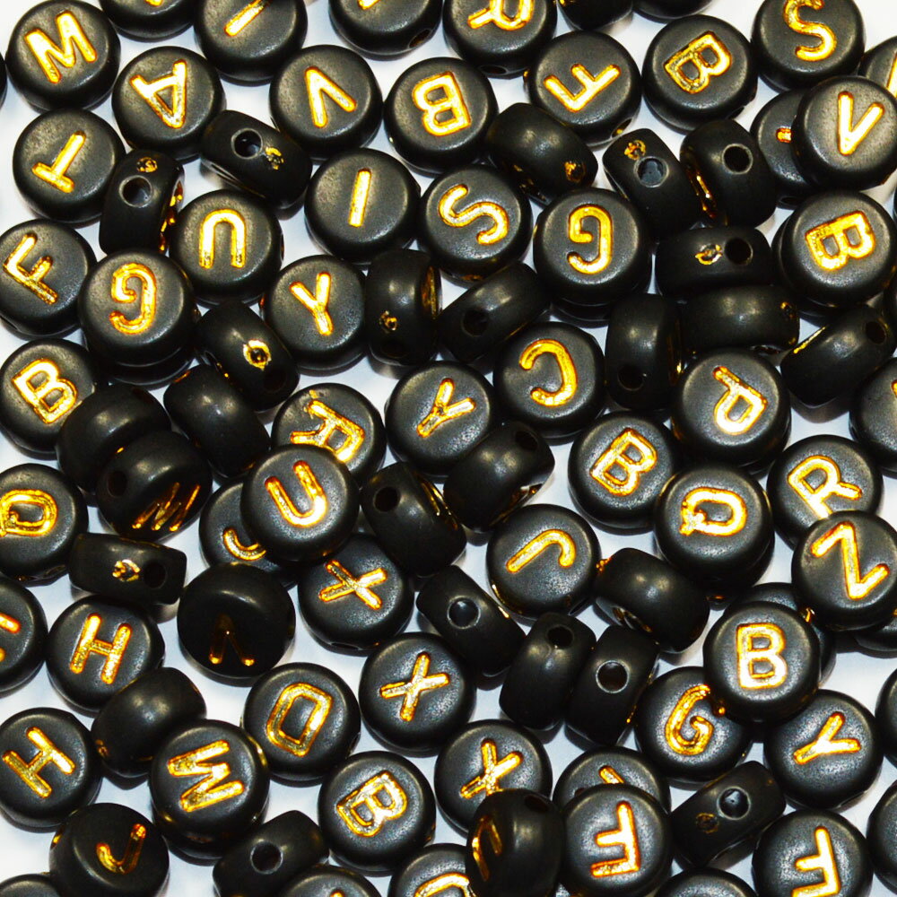 乐天商城 - アルファベットビーズ レタービーズ 黒地 ゴールド文字 7×3.8mm プラビーズ 20グラム入りミックス CT020