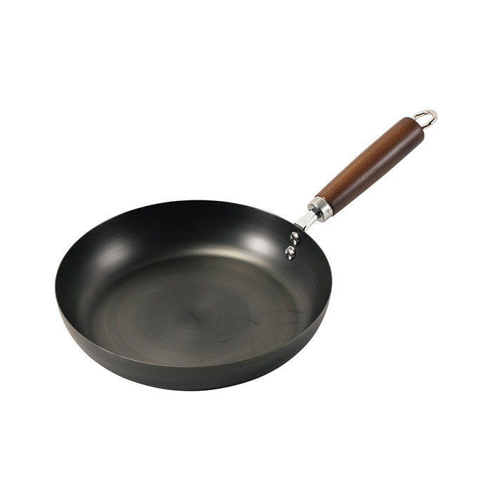 ●ガス火・IH調理器両用のオール熱源対応！ ●鉄の表面を窒素で硬化させることで錆びにくくしました！ ●使い始めの空焚き不要！ ●フッ素加工やセラミック加工と違い、はがれる心配ナシ！ ●熱やキズに強い！