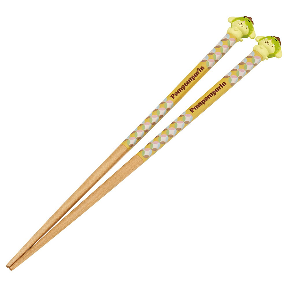 ■かわいいサンリオ干支マスコットが付いたお箸 使いやすく持ちやすい21cmサイズ。 先端部分は、食べ物をつかみやすくするためにすべり止め加工がしてあります。 お気に入りのキャラクターのお箸で気分も楽しくお食事♪ ※自動食器洗浄機・食器乾燥機・電子レンジ・オーブン使用不可。 ※熱湯・油につけないでください。 ●サイズ 箸の長さ：21.0cm(マスコット部分を除く) サイズ：15×15×230mm（マスコット部分含む） ●品質表示 品名：合成漆器 表面塗装の種類：ウレタン塗装 素地の種類：天然木 マスコット部：ABS樹脂(耐熱温度80度) ●生産国：中国