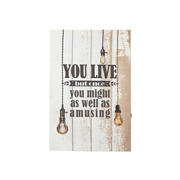 LEDが内蔵されたアートボードです。スイッチを入れると優しいあかりが灯ります。 明るい時間はお部屋を彩るアートとして。夜は優しい明かりがお部屋をリラックスできる空間に。 W20×D2.5×H30cm 340g ポリエステル、木材、MDF 中国