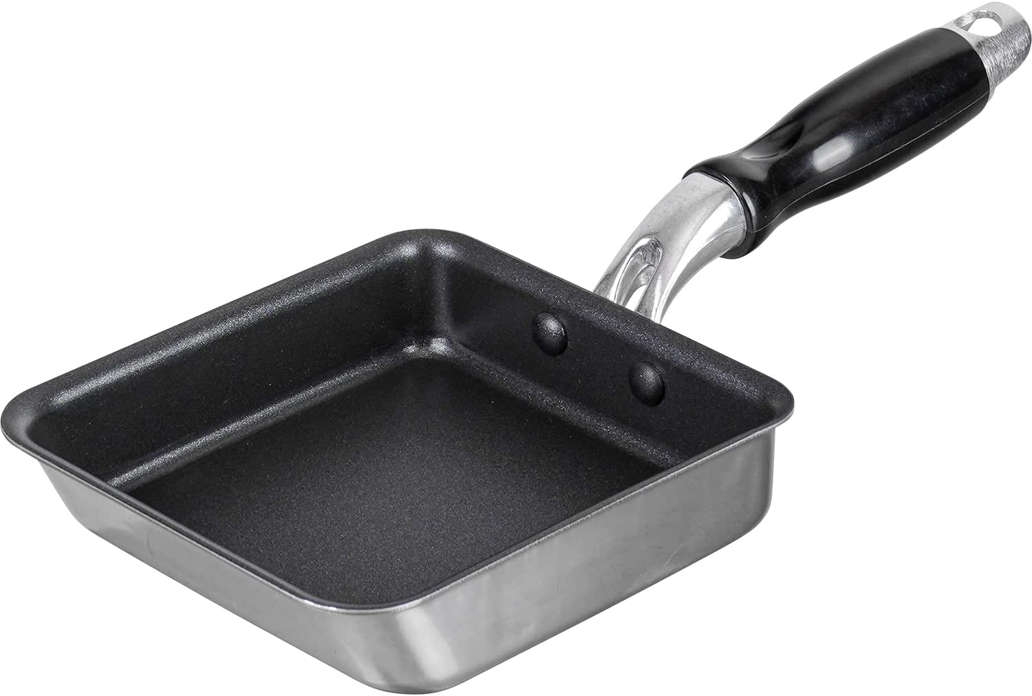 持ちやすく握りやすいアップハンドル ミラー仕上で統一された高級感のあるデザイン 底面はシックなサテン仕上げ 液だれしにくいフチ付きです 朝のお弁当作りや、パンケーキを焼くのに便利 ふっ素加工でお手入れもラクラク ●サイズ：約幅29×奥行×1...