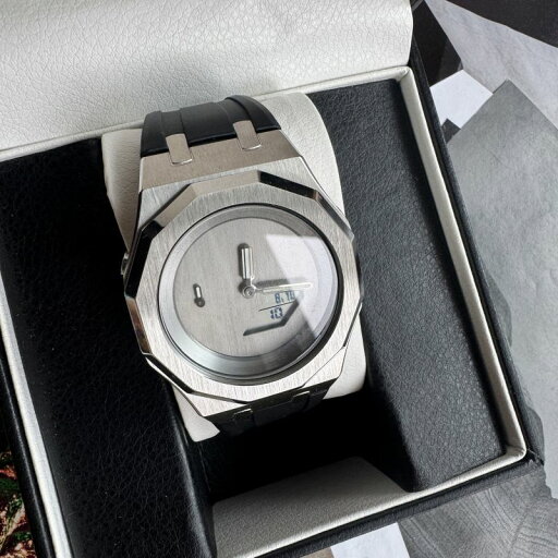 カシオG-shock カスタム GA-2100-1A1 カスタム ステンレス ケース シルバー 保証付き ケース表面ネジなし カシオG-shock カスタム GA-2100-1A1 カスタム ステンレス ケース シルバー 保証付き ケース表面ネジなし