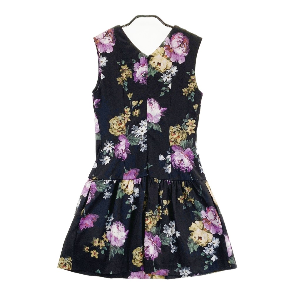 rienda suelta リエンダスエルタ 裏地付 ノースリーブワンピース 花柄 ブラック系 M 【中古】ゴルフウェア レディース