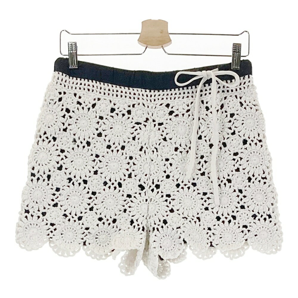 ARCHIVIO アルチビオ 透かし編みショートパンツ ホワイト系 36 【中古】ゴルフウェア レディース