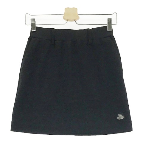 BLACK&WHITE ブラックアンドホワイト 2022年モデル ニット スカート ブラック系 S 【中古】ゴルフウェア レディース