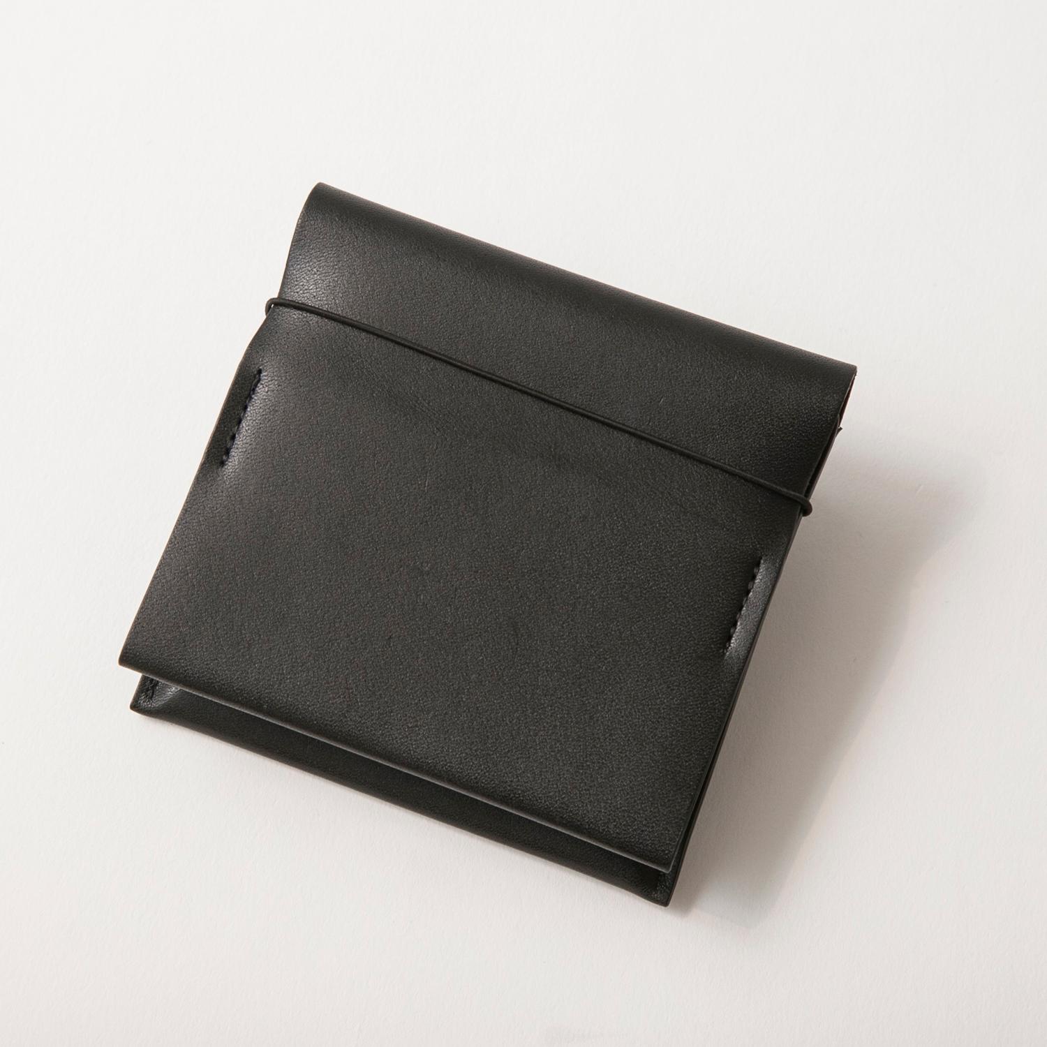 MYNUS/FLIP UP WALLET plus ブラック