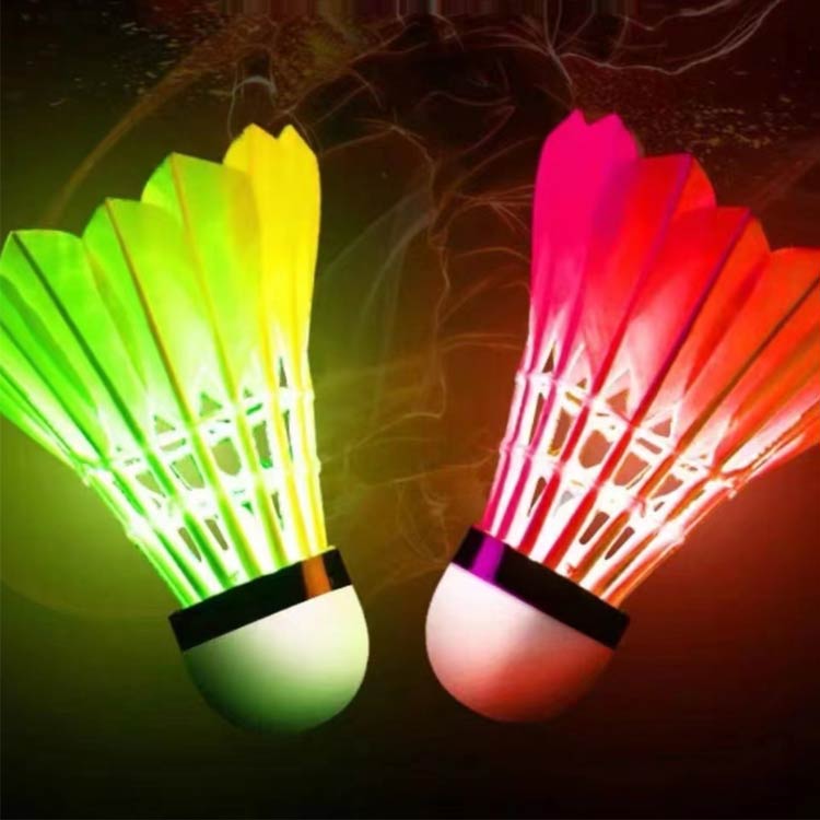 LEDバドミントン 光るシャトル 8個セット スポーツ 運動 ダイエット LED ライト バ...
