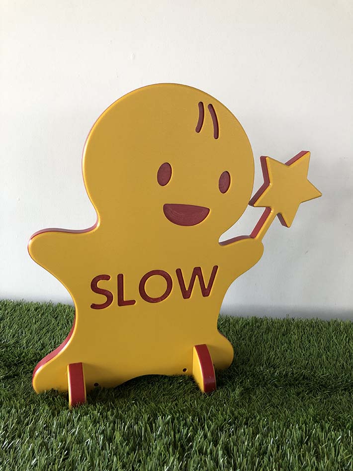 飛び出し坊や 【SLOW-BABY】 飛び出し 飛出 注意 看板 置物 オブジェ ディスプレイ 子供 安全グッズ　キッズ ホビー おもちゃ 【送料無料】H370mm