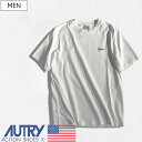 大人のワンマイルウェアとしても最適なブランドロゴワッペン付クルーネックTシャツ
