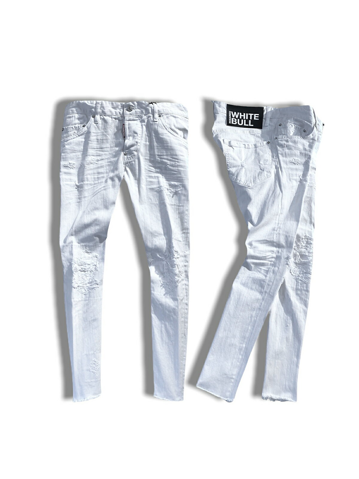 【定価86,900円(税込)】DSQUARED2 ディースクエアード 大人の遊び心くすぐる リペア加工 テーパードデニムパンツ WHITE BULL クラッシュ加工 カナダリーフ 《SEXY TWIST CROPPED JEAN -セクシーツイストクロップドジーン-》S71LB1054 ホワイト イタリア製　メンズ