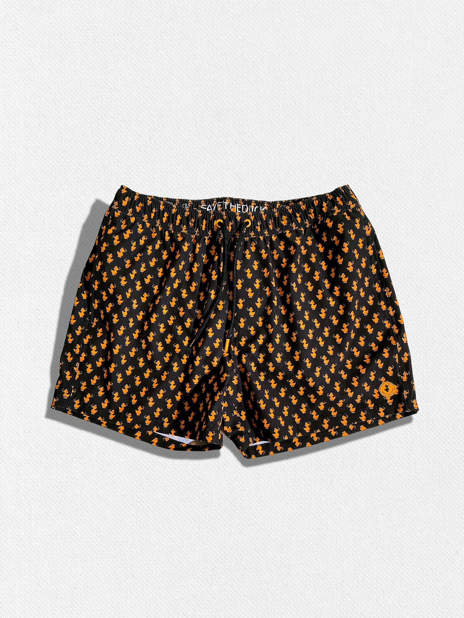 【定価18,700円(税込)】SAVE THE DUCK -セーブ・ザ・ダック-　最先端テクノロジーを駆使したリサイクルポリエステルPLUMTECH®を使用した！履き心地抜群インナーメッシュ付き総柄ラグジュアリースイムウェア！ショーツ ハーフパンツ 短パン 水着 海パン 22271001 メンズ