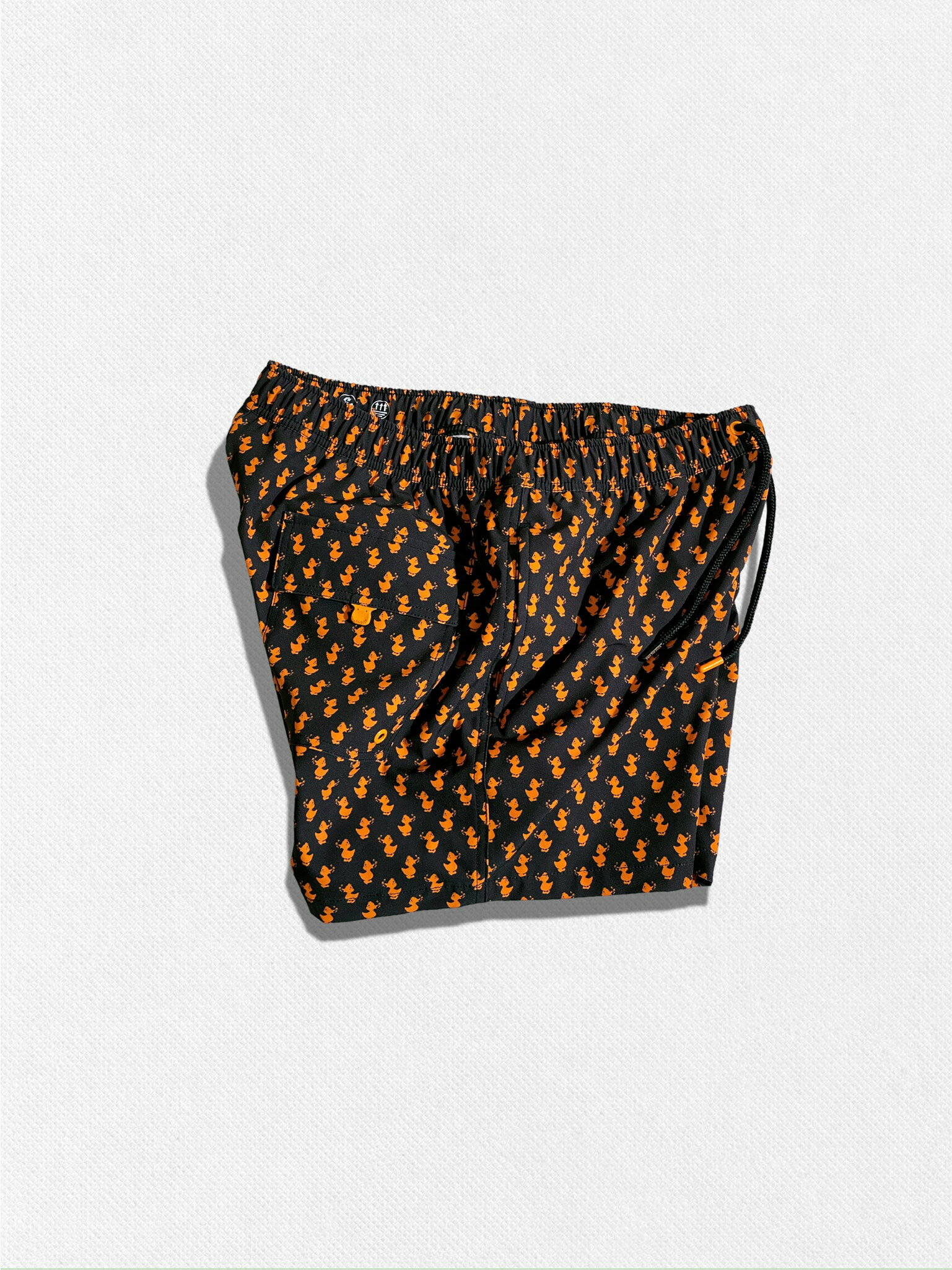 【定価18,700円(税込)】SAVE THE DUCK -セーブ・ザ・ダック-　最先端テクノロジーを駆使したリサイクルポリエステルPLUMTECH®を使用した！履き心地抜群インナーメッシュ付き総柄ラグジュアリースイムウェア！ショーツ ハーフパンツ 短パン 水着 海パン 22271001 メンズ