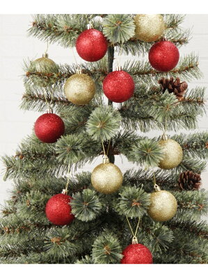 スタジオクリップのクリスマスツリーは狭いリビングにも最適でおしゃれ くうかんしんぷるライフ スタジオクリップのクリスマスツリーは狭いリビングにも最適でおしゃれ くうかんしんぷるライフ