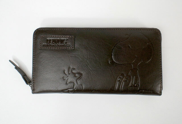 本革　大人気キャラクター　たっぷり収納　レザー　ラウンドファスナー牛革長財布　（チョコ）