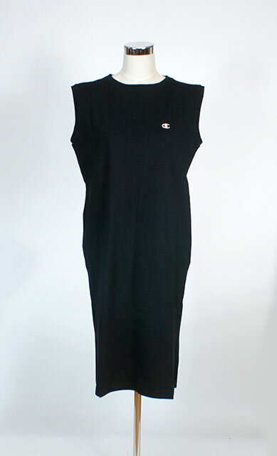 大人気スポーツブランド ワンポイント刺しゅう Iラインワンピース Tシャツワンピ（L・XL）ブラック【春夏】