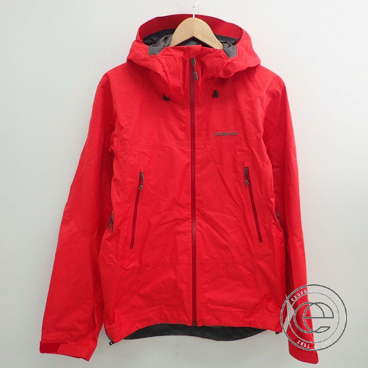 patagonia パタゴニア 【国内正規】83821 GORE-TEXゴアテックス SUPER CELL JACKETスーパーセルジャケットS Red Delicious メンズ 【中古】