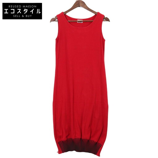 ISSEY MIYAKE イッセイミヤケ IF64JH501 レッド 裾プリーツ ノースリーブ ワンピース ワンピース 2 レッド レディース 【中古】 ISSEY MIYAKE イッセイミヤケ IF64JH501 レッド 裾プリーツ ノースリーブ ワンピース ワンピース 2 レッド レディース 【中古】
