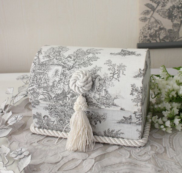 ジェニファーテイラー トワルドジュイ ドームボックス 収納箱 見せる収納（ホワイト×グレー142）ジュイ柄 カルトナージュ 小物入れ 小箱 アンティーク シャビーシック おしゃれ かわいい 洋風 ギフトのサムネイル