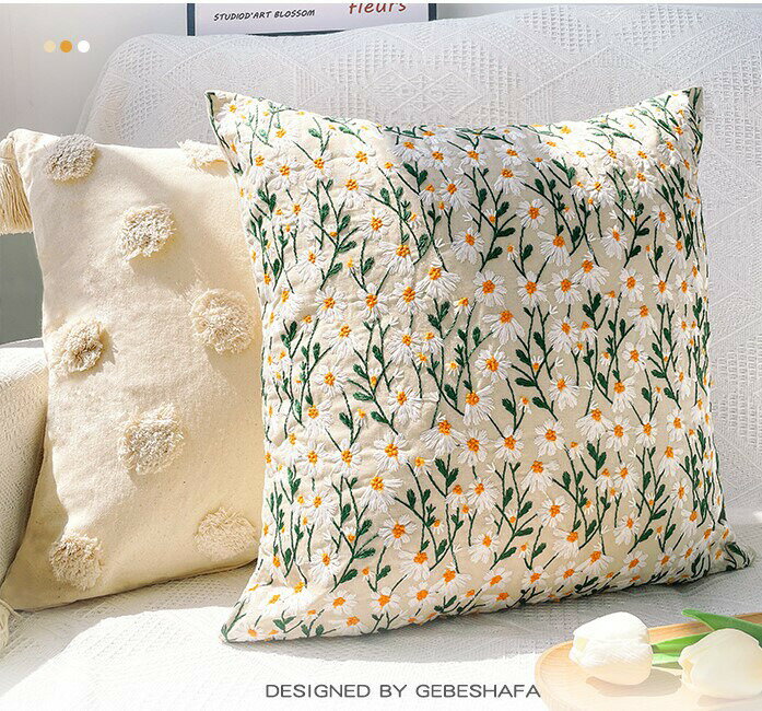 Rakuten - 花柄　ドット　クッション　クッションカバー　カバー　白　ホワイト　ベージュ　フラワー　もこもこ　大きい　大きめ　45cm×45cm　北欧　おしゃれ　可愛い　デザイン　洗える　四角　正方形　韓国　雑貨　インテリア　北欧　ふわふわ　フリンジ　刺繍