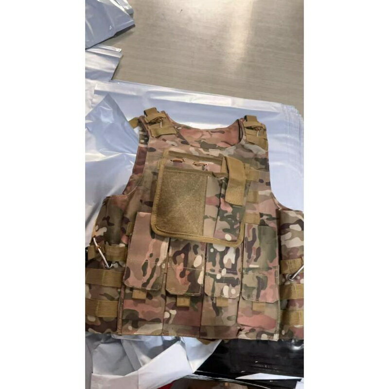 【楽天スーパーSALE】タクティカル カーキ 迷彩 サバゲー 多機能 マルチポケット ミリタリー 調節可能アーマー ゲーム サバイバルゲーム 防弾 チョッキ