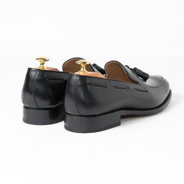 Cordwainer | コードウェイナー 18520 ビジネスシューズ ビジネス 紳士 小さいサイズ 大きいサイズ 本革 皮靴 靴 通気性 送料無料 交換無料 スリッポン レザー グッドイヤーウェルト スペイン製 黒 ブラックボックスカーフ×レザーソール タッセル メンズ ローファー