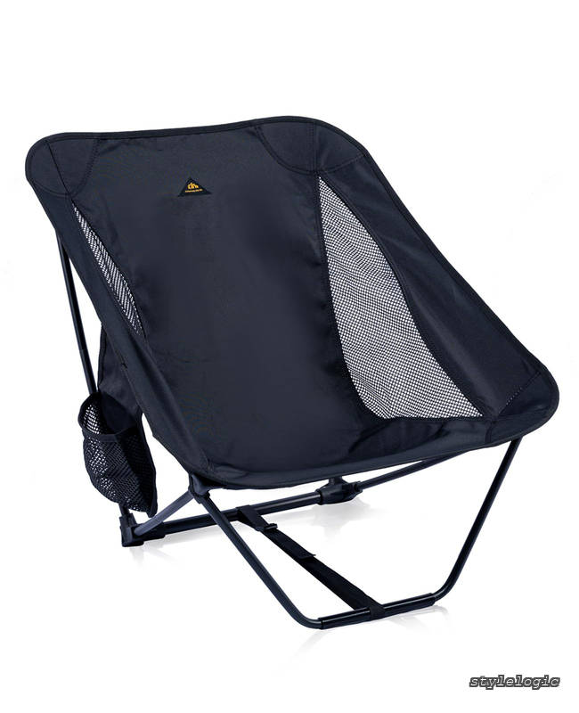Rakuten - 【送料無料】超軽量0.86kg グランドチェア ローチェア 地面椅子 ワイド設計67×57cm 折りたたみ コンパクト収納 耐荷重120kg ソロキャンプ・登山・ツーリング・フェスに最適 ブラック（Black）