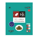 【スペック】 対象デグー タイプドライフード（総合栄養食） 代謝エネルギー約270kcal/100g 賞味期限製造から24ヵ月＊実際にお届けする商品の期限ではございません。 原産国日本 【特徴】 ???????????????????????? ●国産！獣医師共同開発！無着色で安心・安全な、牧草主原料のデグーフードです。牧草繊維が見える自然な形に成形されています。 ●チモシーとアルファルファに、栄養価の高い大豆類や機能性成分といったチンチラに必要な栄養が、バランスよく配合されています。 ●デグーの体質に配慮し、糖類フリー(糖類0)＆小麦粉フリーのダブルフリーです。 ●脂肪代謝に大切なL-カルニチンが配合されており、健康的な体型維持をサポートしてくれます。 ●優れた抗酸化力を持ち、細胞の活力を引き出してくれるコエンザイムQ10が配合されています。 ●難消化性デキストリンと乳酸菌が、おなかの健康維持をサポートしてくれます。 ●尿臭を吸着し臭いを軽減してくれるユッカ抽出物が配合されています。 ●手で持って食べる可愛らしい姿が見られるX型の形状です。 ???????????????????????? 原材料牧草(アルファルファ、チモシー)、大豆類(脱脂大豆、きな粉、おから)、コーンミール、ふすま等糟糠類、大豆プロテイン、炭酸カルシウム、にんじんエキス、食塩、難消化性デキストリン、ビタミンミックス、ミネラルミックス、ビタミンC、ユッカ抽出物、L-カルニチン酒石酸塩、コエンザイムQ10、乳酸菌EC-12(殺菌処理) 成分粗たんぱく質 17.0％以上、粗脂肪 2.5％以上、粗繊維 18.0％以下、粗灰分 7.0％以下、水分 10.0％以下、カルシウム 約0.6％ 商品区分：デグー用ドライフード メーカー：ハイペット（うさぎを中心に、主に草食動物のフードや用品を多数製造されています。）